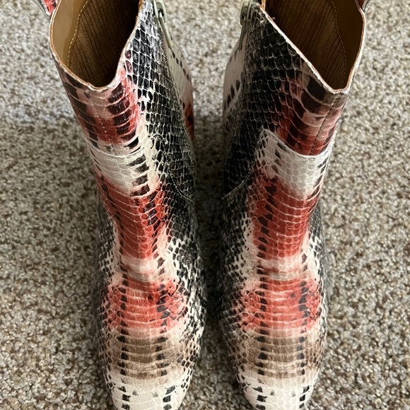 Kork-Ease Red and Black Ankle Booties with Snakeskin Texture - Picture 7 of 15